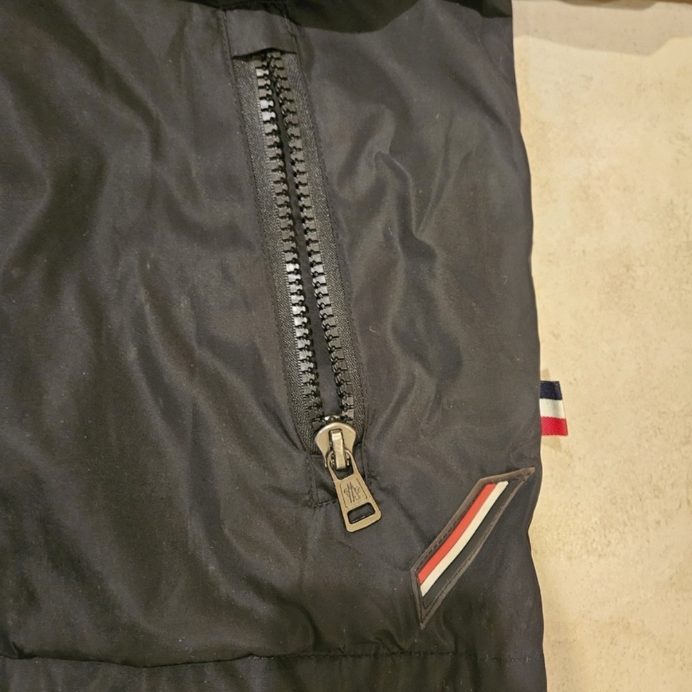 SUPER RARE~MONCLER jacket Zip-Up Cardigan. BEAUTIFUL!!! - Picture 7 of 10